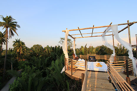 bangkok eco hotel treehouse