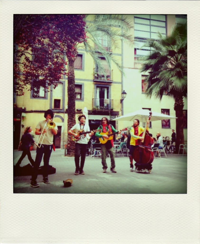 polaroid postcard barcelona