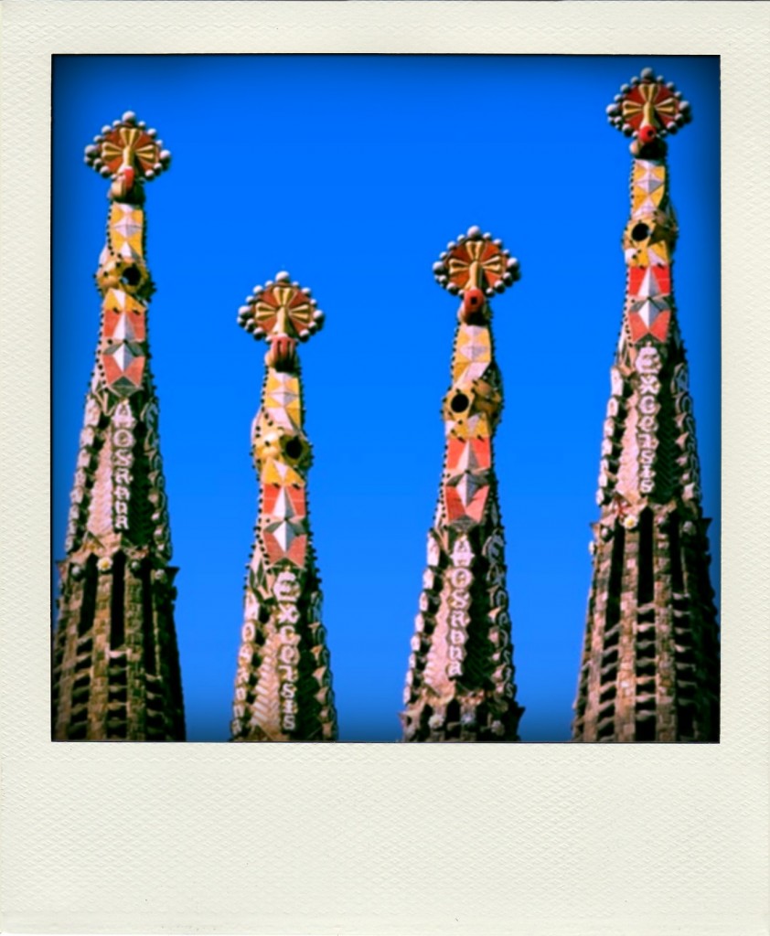 postcard polaroid sagrada familia