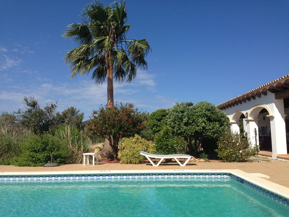 ibiza appartement huren met zwembad kids