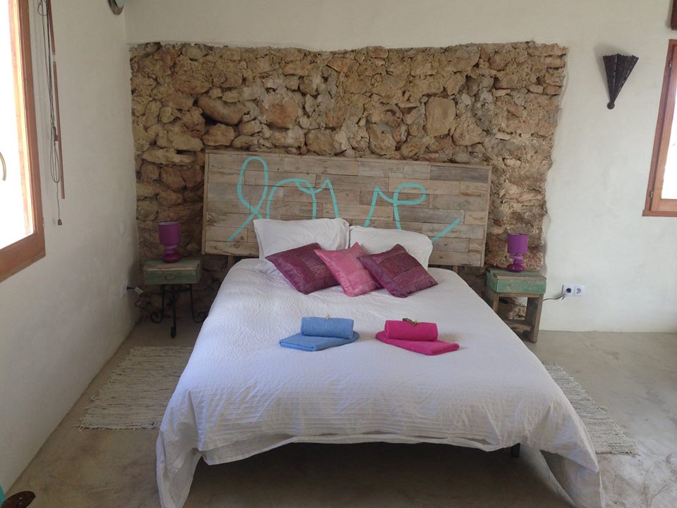 leuk appartementje ibiza met zwembad