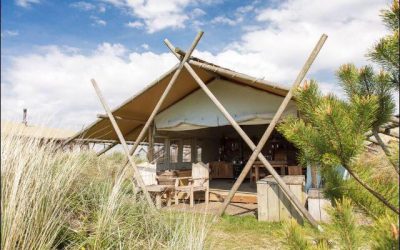 Zon zee strand, glamping aan zee